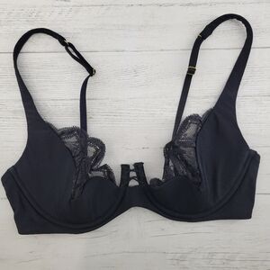 Sexy & Elegant Victoria's Secret Black Lace Bra